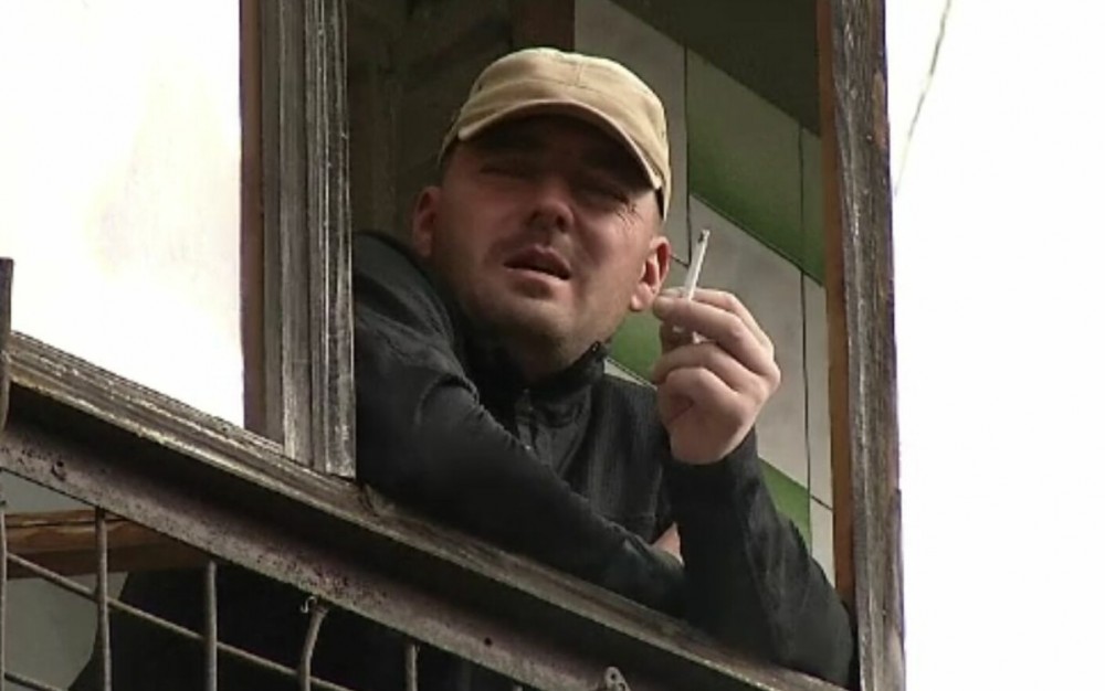 Fumatul la balcoanele caselor de locuit și în locuințele în care se află minori și femei gravide va fi interzis